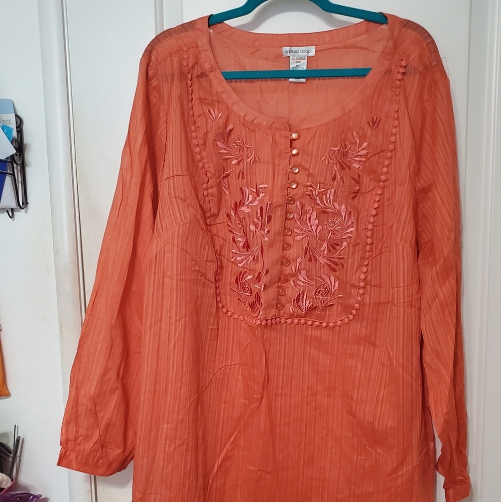 CHELSEA STUDIO EMBROIDERED TUNIC